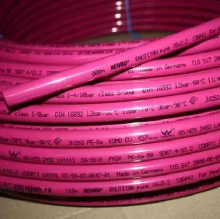 картинка труба Рехау